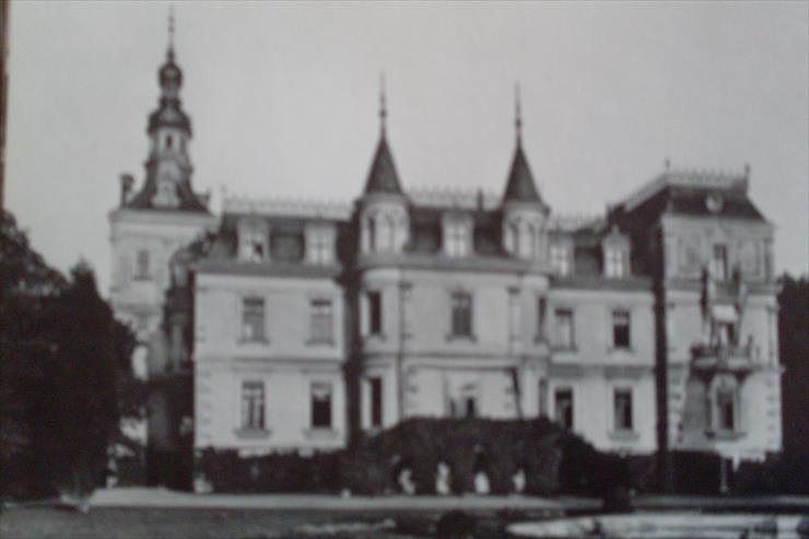 Zamki i Pałace Dolnego Ślaska - Jelcz - Jeltsch  widok z drugiej str.  JG.JPG