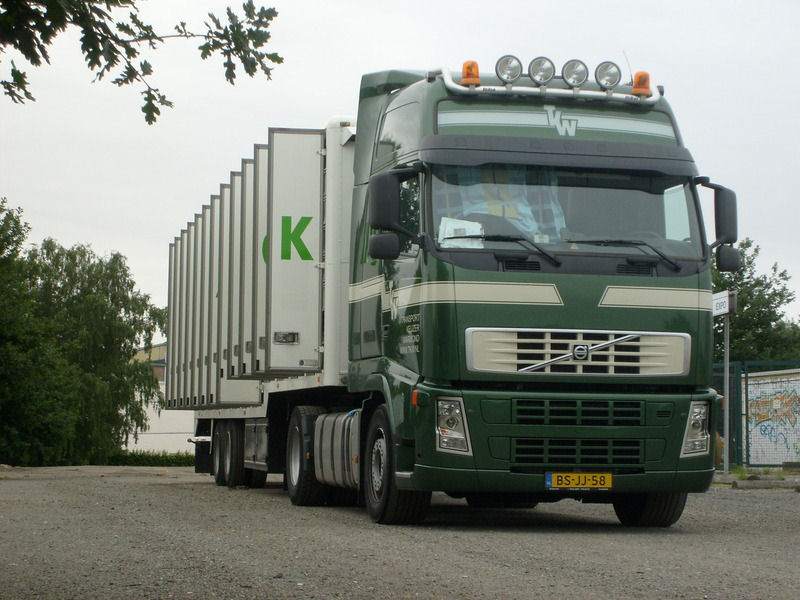 Ciężarówki foto - 09-Keijzer-Transport-Volvo-FH13-440.jpg