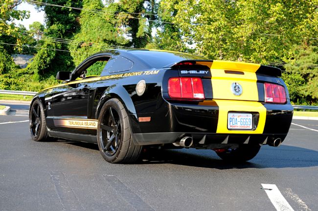 Obrazy na tapete - 2008-ford-mustang-terlingua-black-yellow-010.jpg