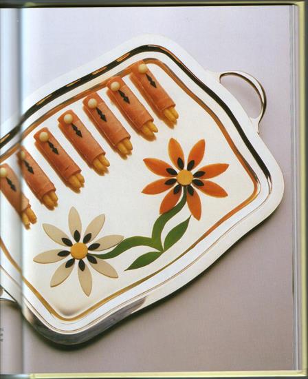 Książka dekorowanie potraw - ozdabianie dekorowanie potraw garnierowanie food dekoration deco str 1 109.JPG