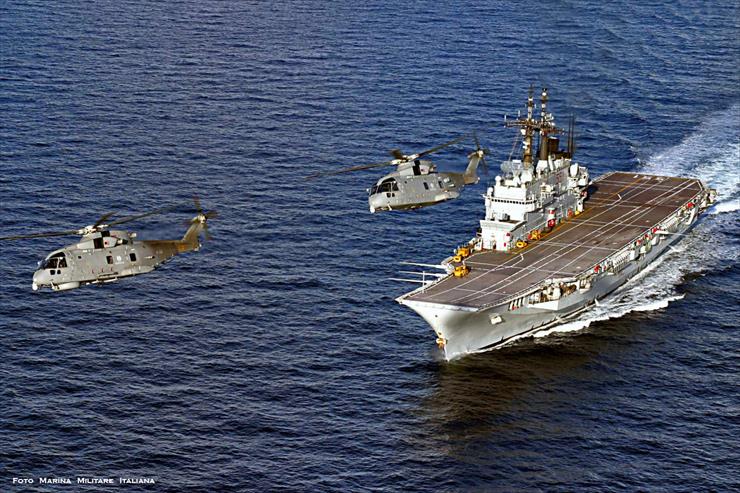 Giuseppe Garibaldi class aircraft carrier - Giuseppe Garibaldi 2014b.jpg