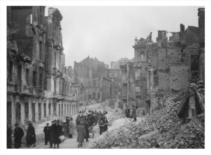 Warszawa 1945 - - Warszawa 1945.jpg