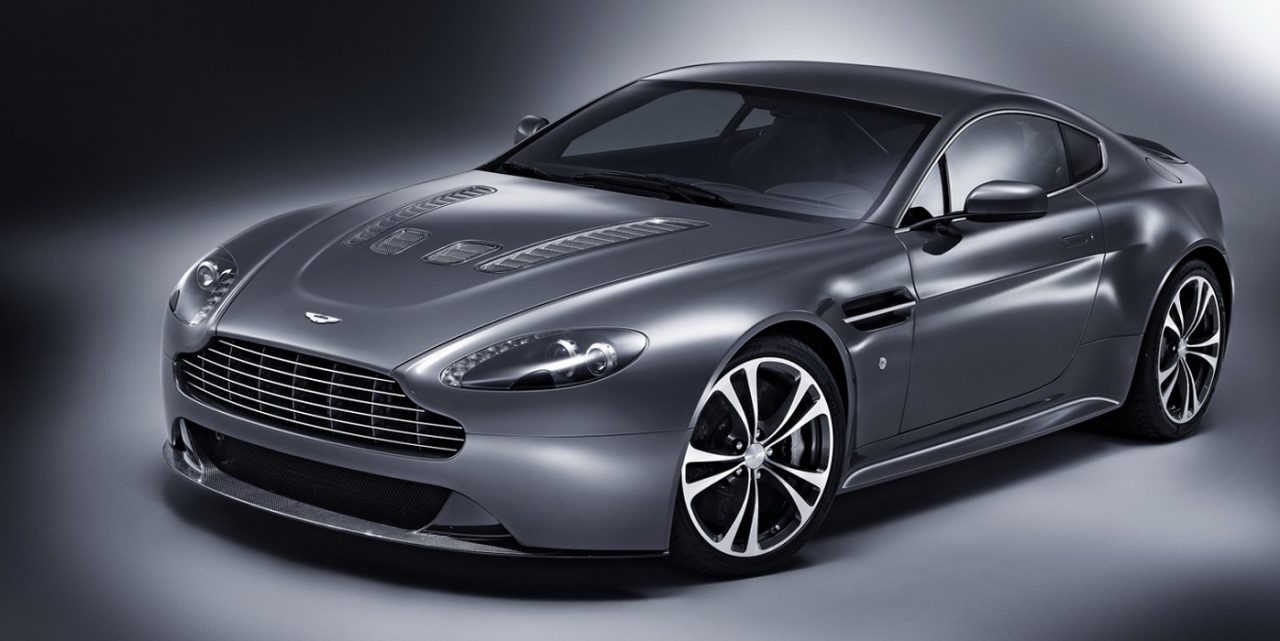 Tapety - Aston Martin-v12.jpg